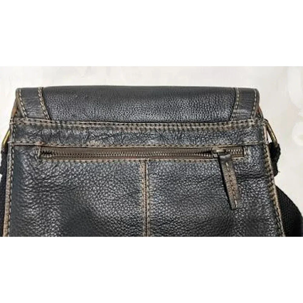 NOS Vintage Black Rivet Large Leather Man Crossbody Cowhide Distressed Brown Bag